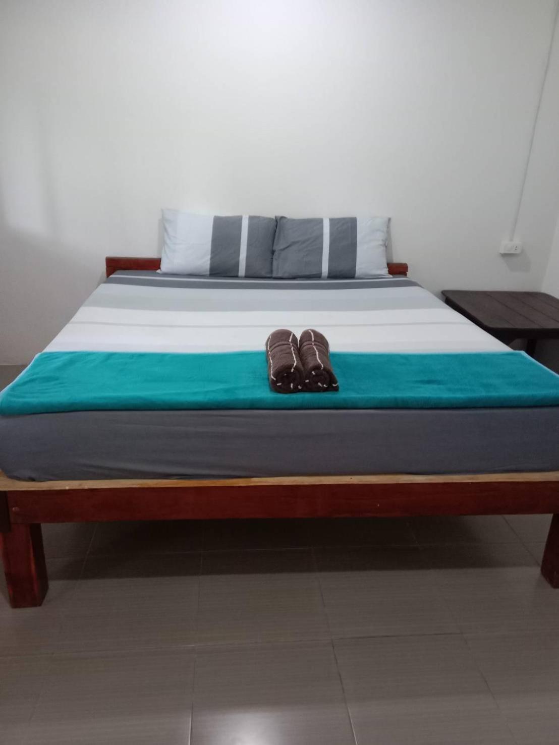 Hotel Som Palmgarden Ko Lanta Esterno foto