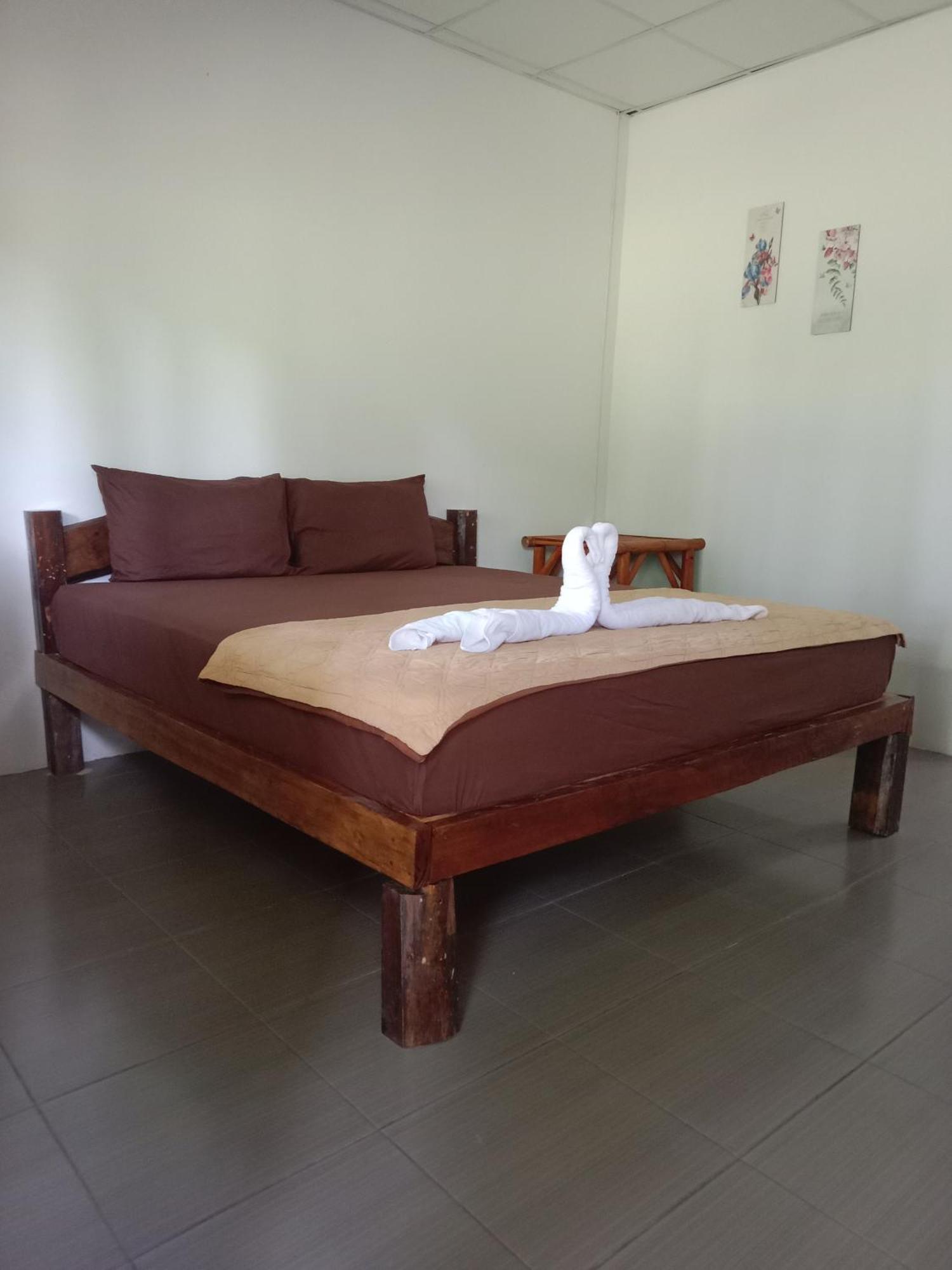 Hotel Som Palmgarden Ko Lanta Esterno foto