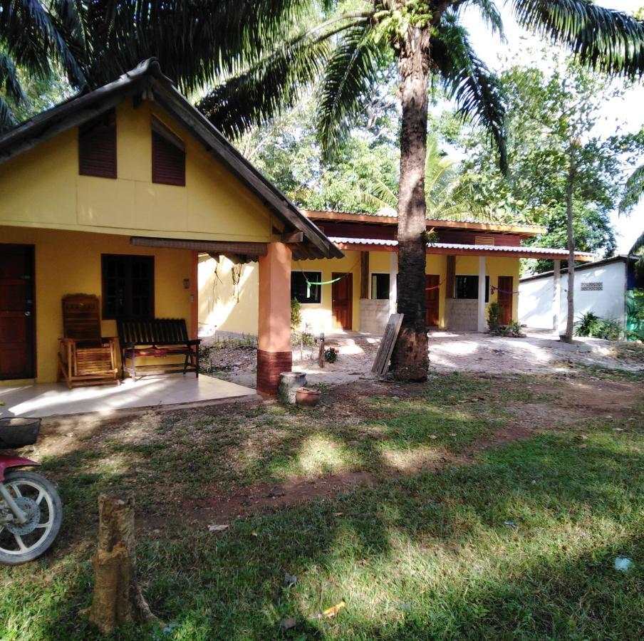 Hotel Som Palmgarden Ko Lanta Esterno foto